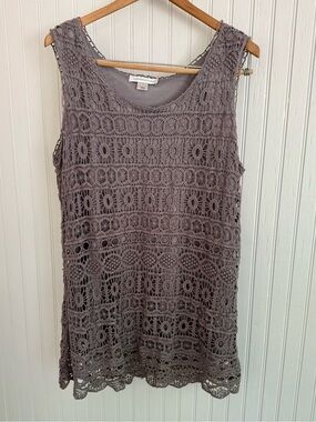 Christopher Banks Crochet Tank Top Size L in Gray